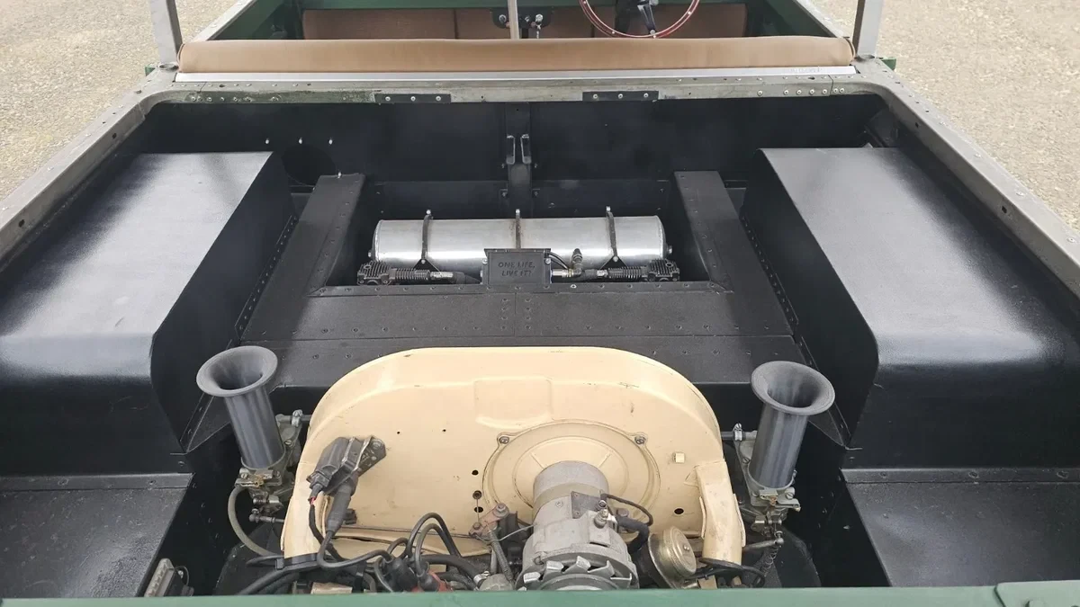 Вы видели самый низкий в мире Land Rover?