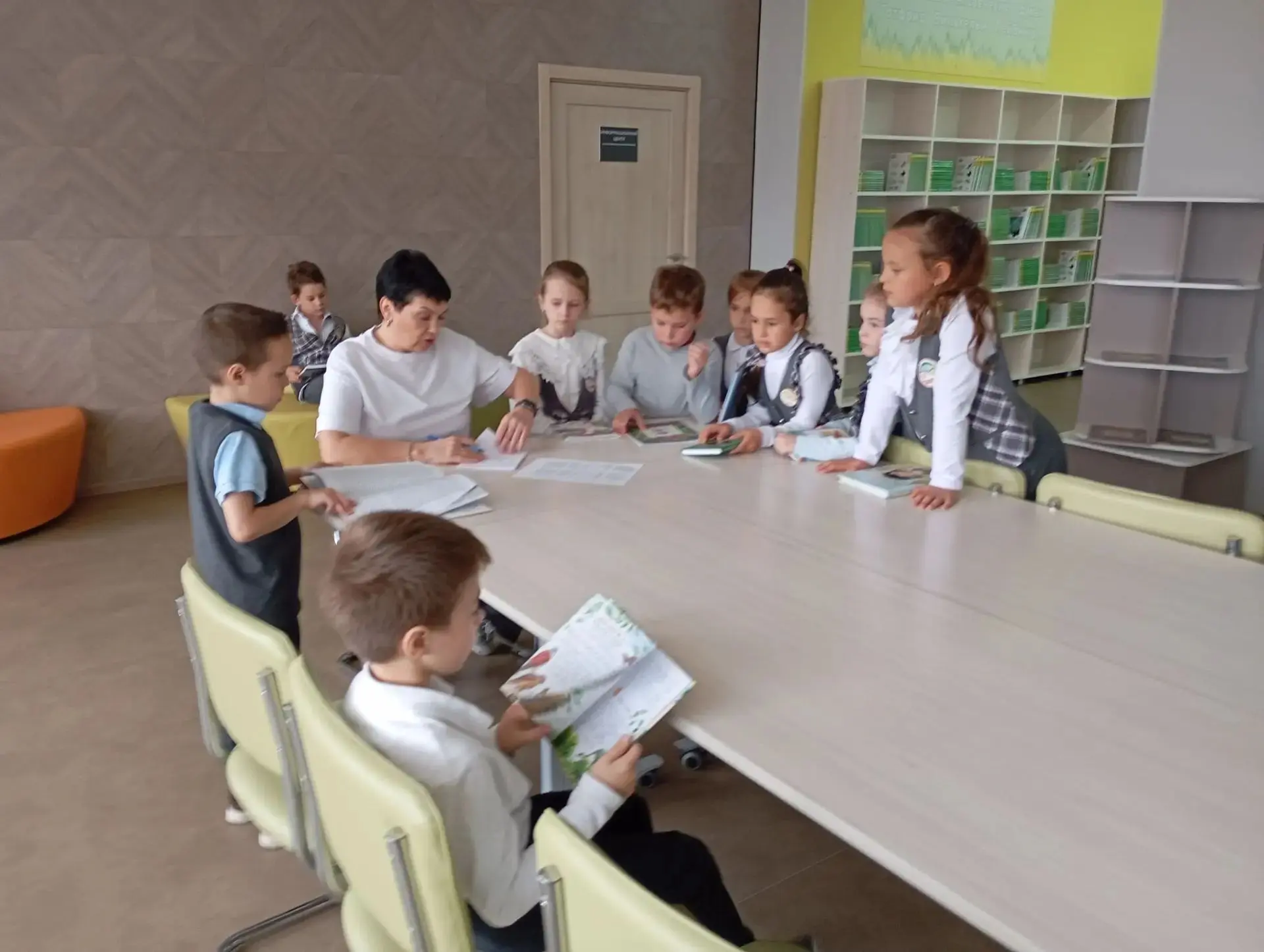 📖Всемирный день чтения в 1И классе.