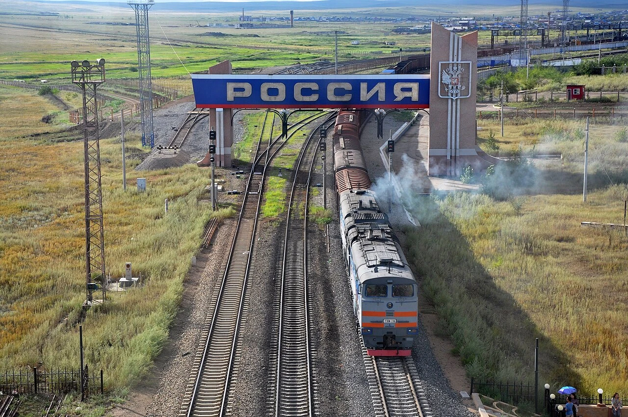 Россия и Китай приступают к строительству новой железной дороги