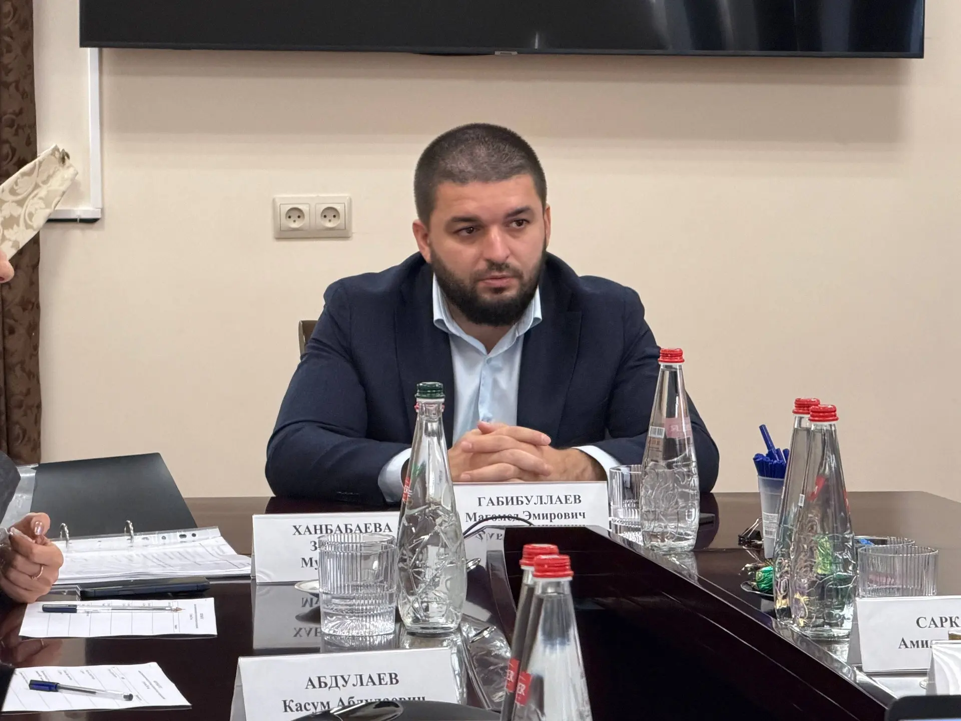 В Дагестане на сегодняшний день работают 327 аттестованных экскурсоводов(гидов) и гидов...