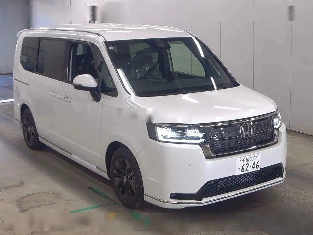 Сегодня купили такой вот 🇯🇵Honda Stepwgn Spada🇯🇵 для нашего клиента😉
