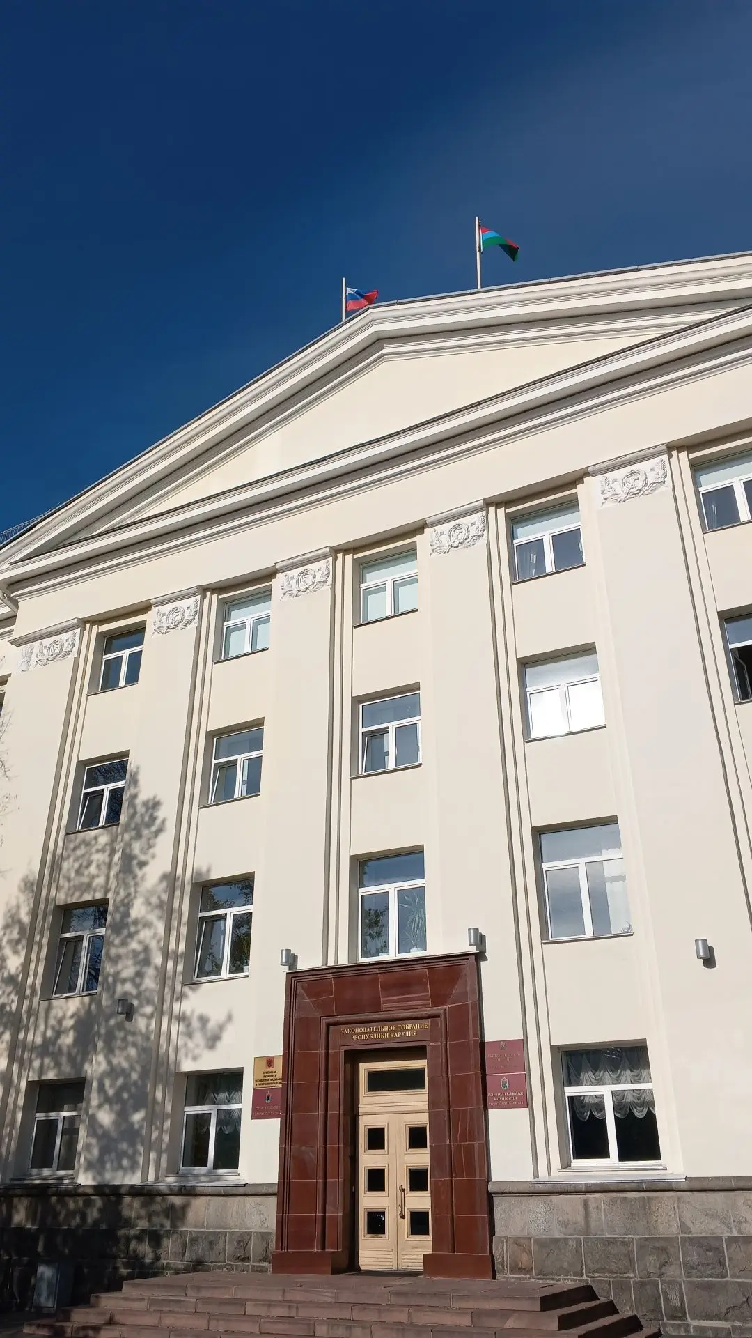 Я продолжаю знакомить вас с интересными местами в столице Карелии. Это отличный повод у...