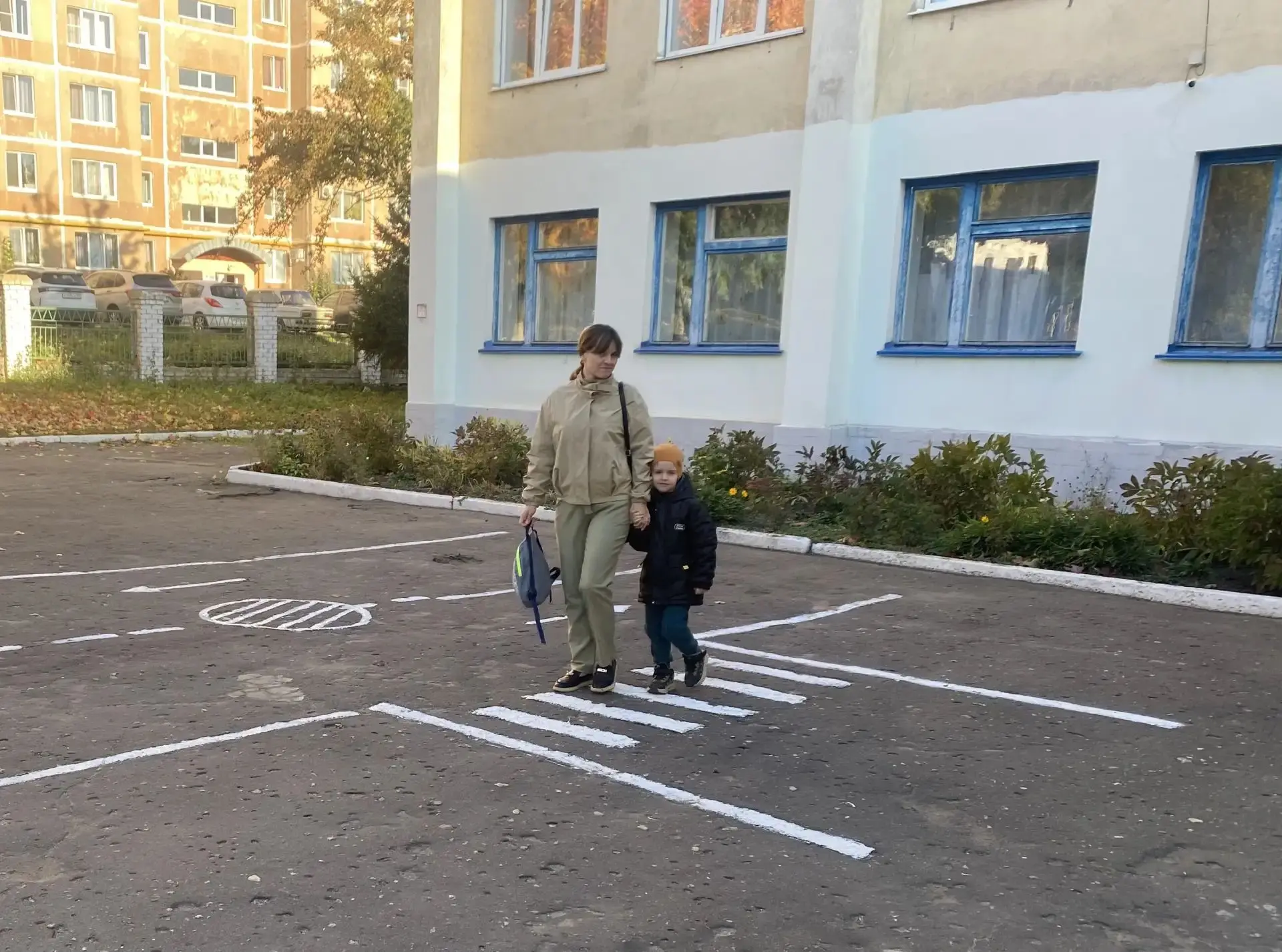 🚸 «Возьми ребёнка за руку» — простое правило, которое может спасти жизнь !