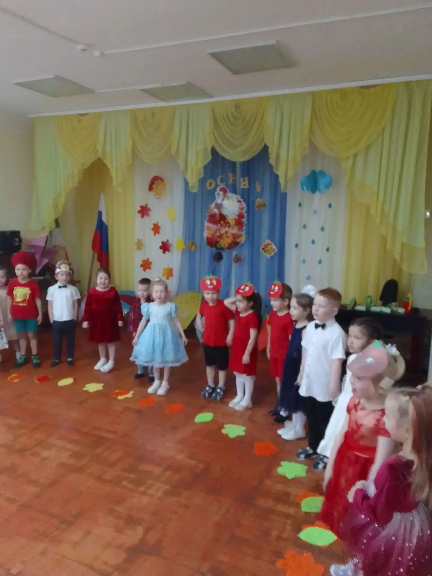 Сегодня  в группе "Солнышко" прошел праздник Осени. В гости к детям приходила лесная жи...