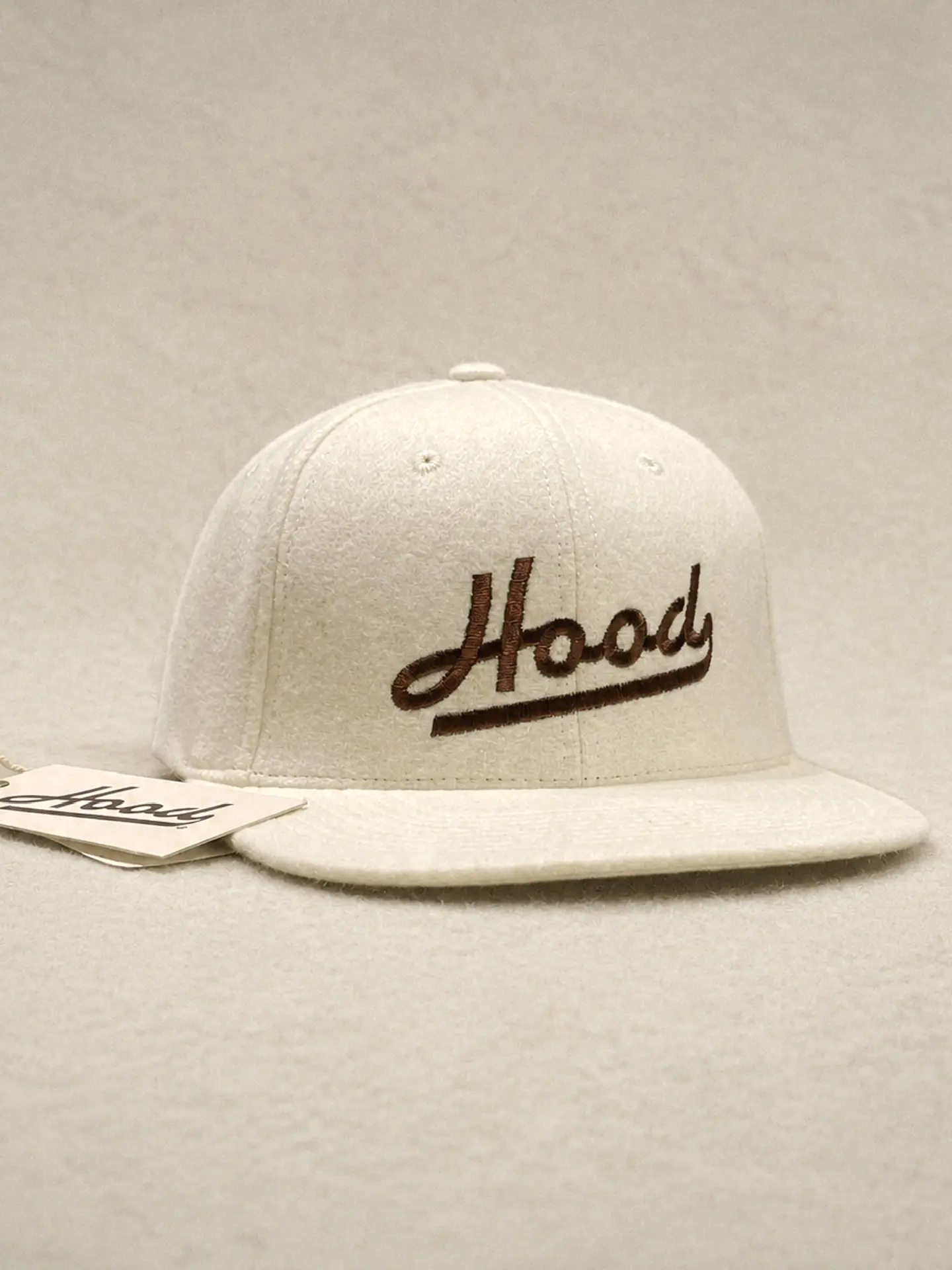Hood I из 100% шерсти мериноса.