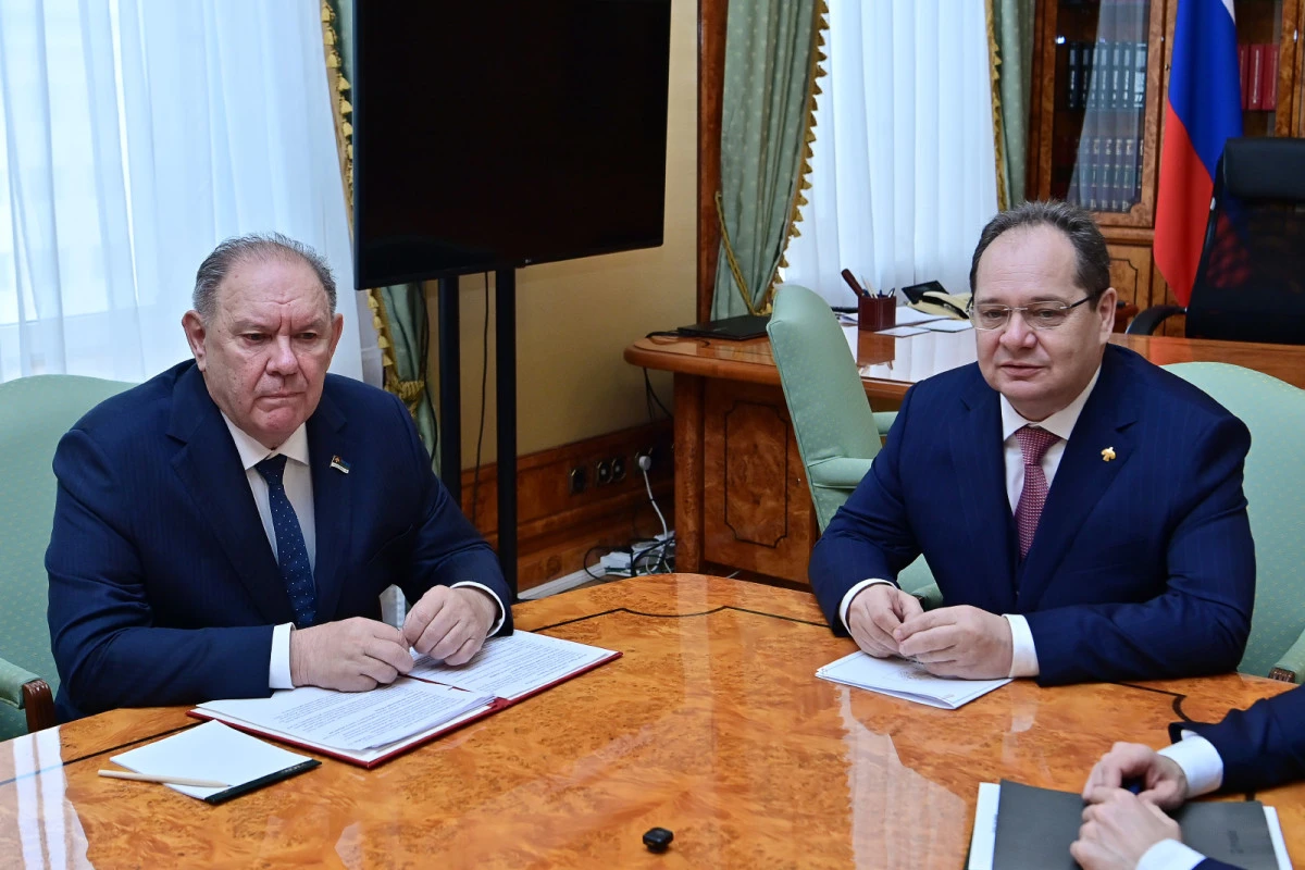 Ростислав Гольдштейн: "Во главе угла всегда должны оставаться люди и их интересы"