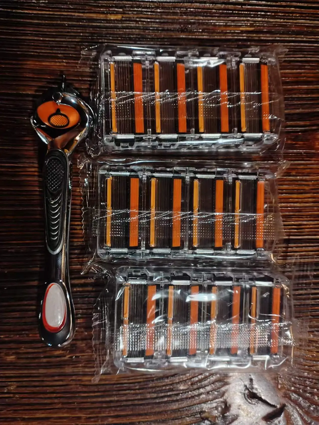 新款防刮伤六层手动刮胡刀 通用风5五层剃须刀刀片刮脸刀男士刀头-   Джекпот! 🎯 Нашел идеальную бритву и готов делиться ...