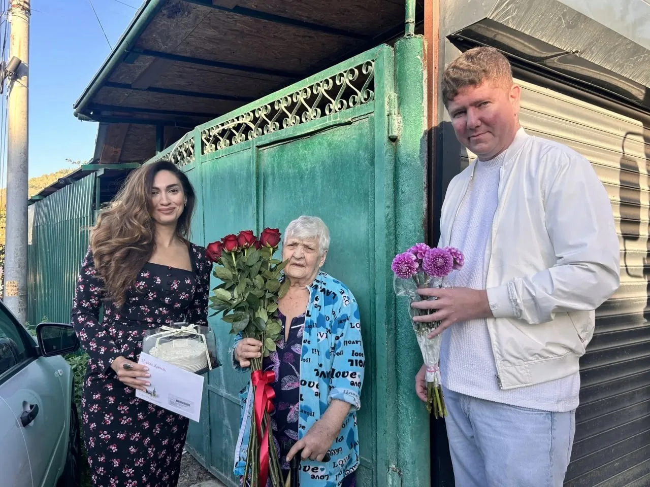 🎉 В Кисловодске поздравили с 94-летием Александру Кравцову — ветерана и труженицу тыла...