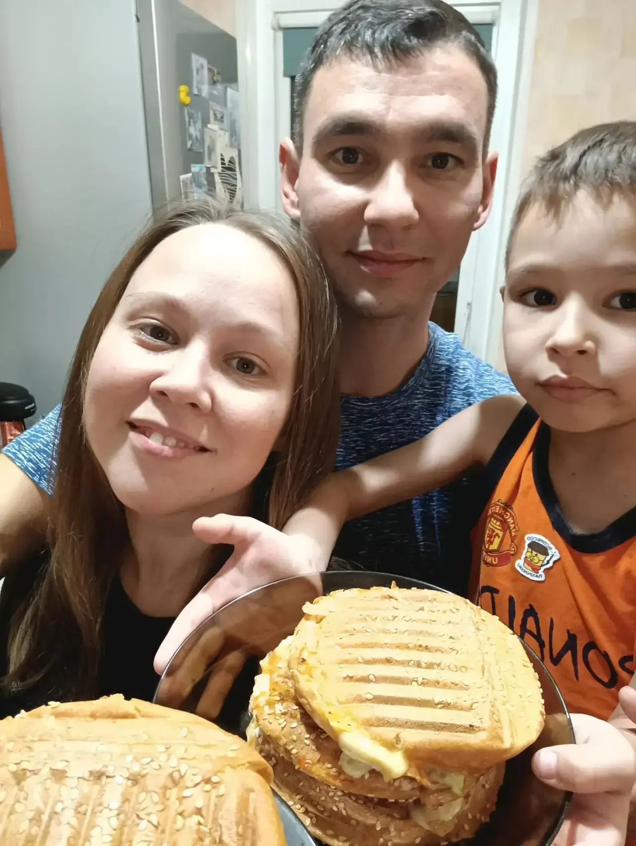 В преддверии Дня Отца присоединяемся к городскому онлайн-марафону «Как говорит мой ПАПА».