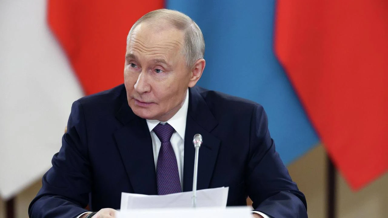 Освобождение ДНР остается одной из главных задач ВС РФ — Путин