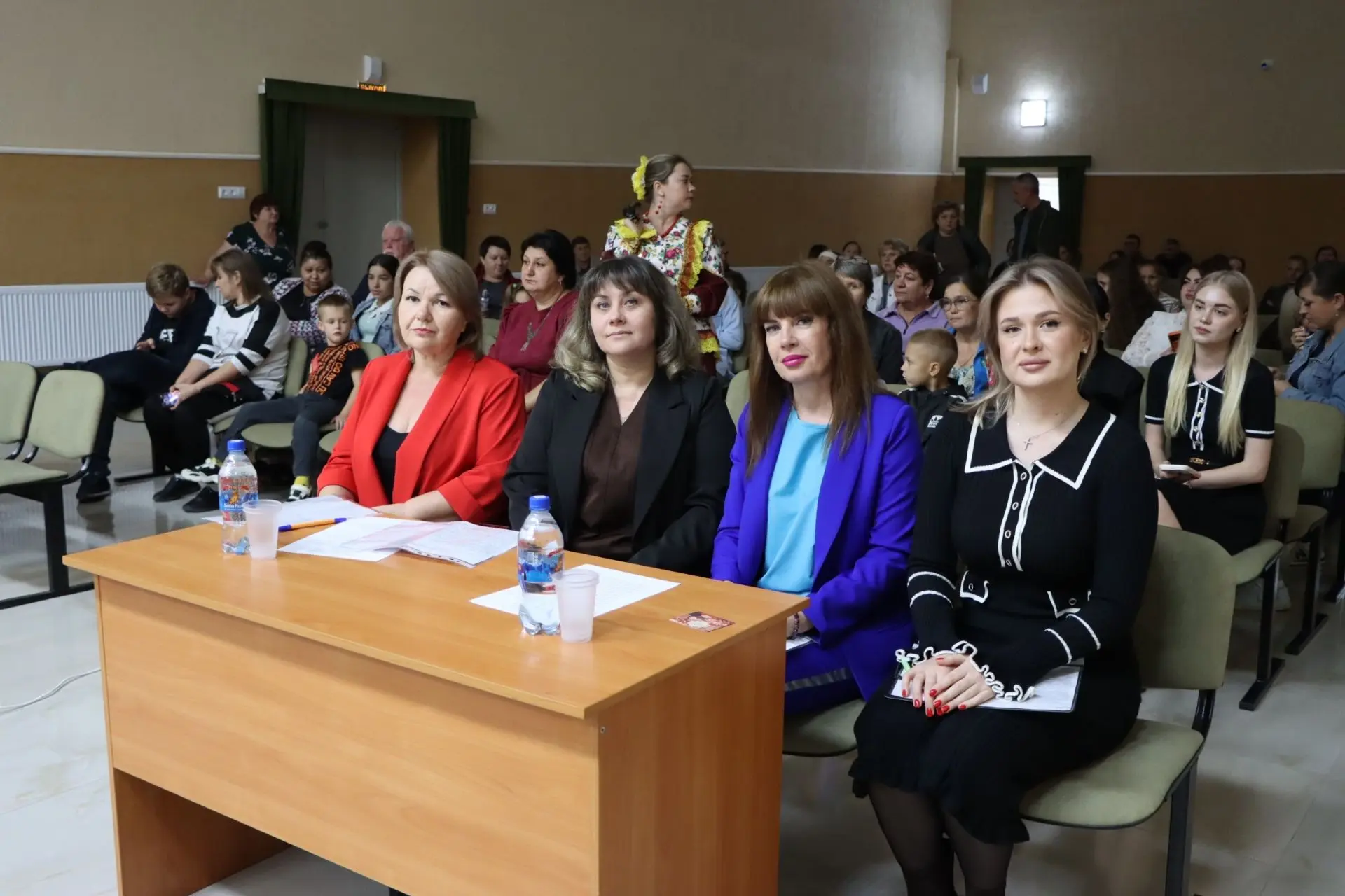 В Келермесском сельском Доме культуры состоялся отчетный концерт творческих коллективов