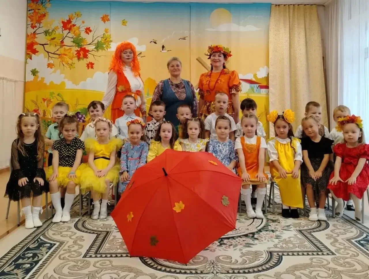 🎉 Ура! В средней группе №11 "Мечтатели" прошел замечательный и веселый осенний утренни...