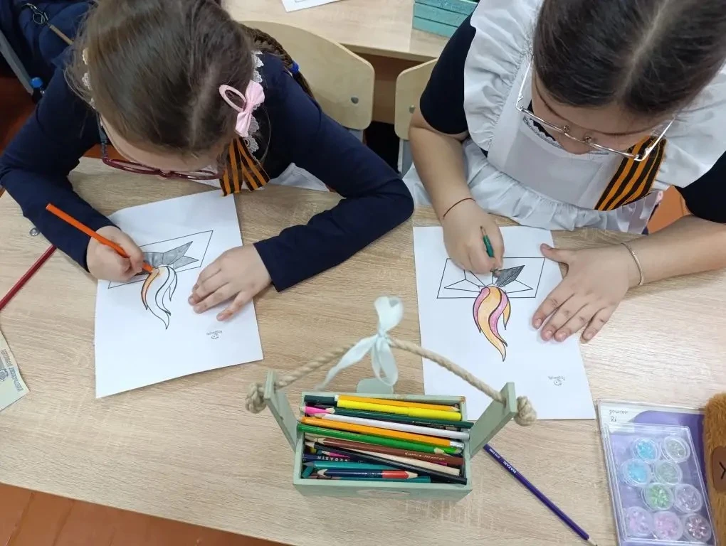 «Рисуем с детьми Вечный огонь»: