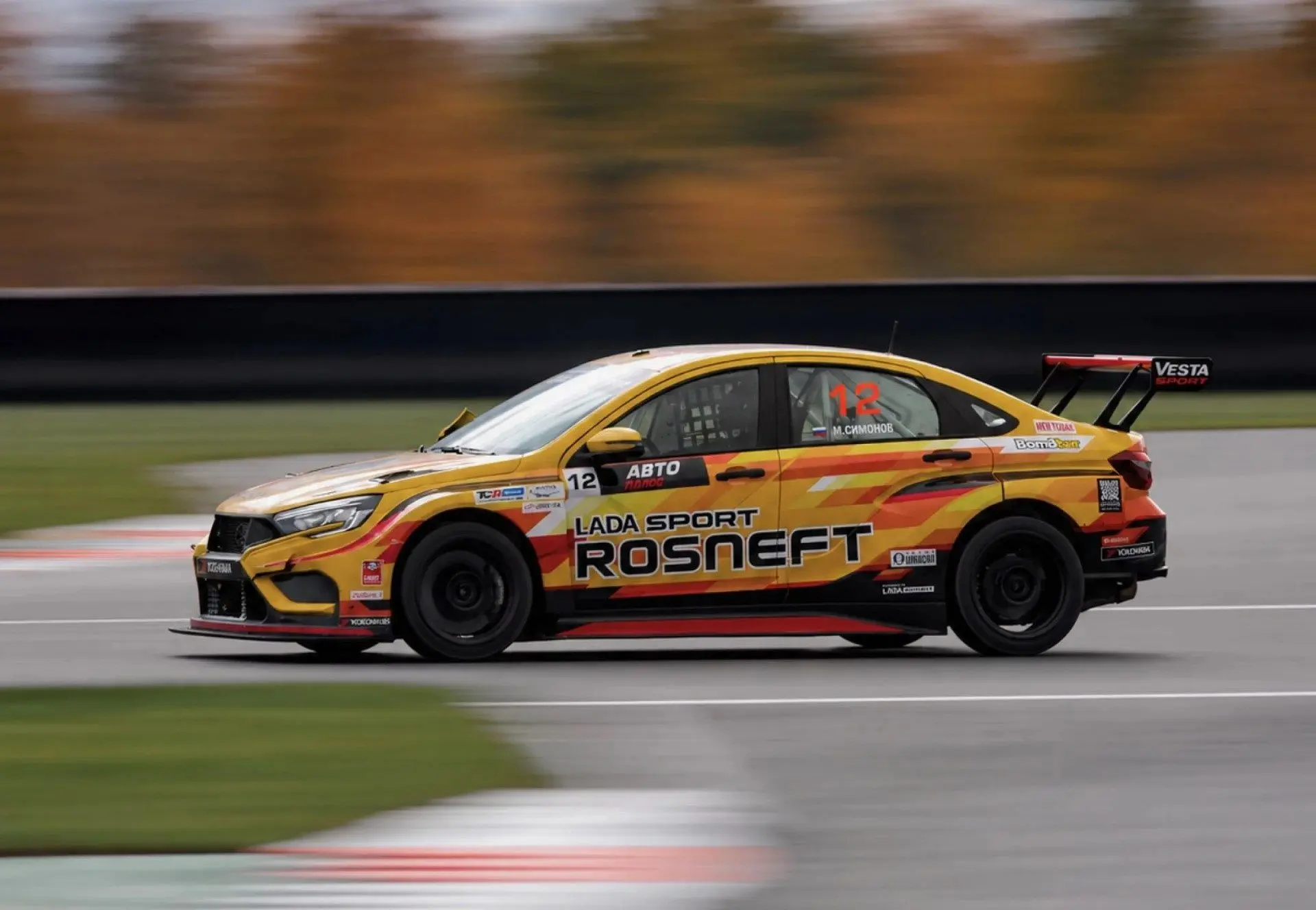 LADA Sport ROSNEFT завершила сезон РСКГ с двумя бронзовыми наградами
