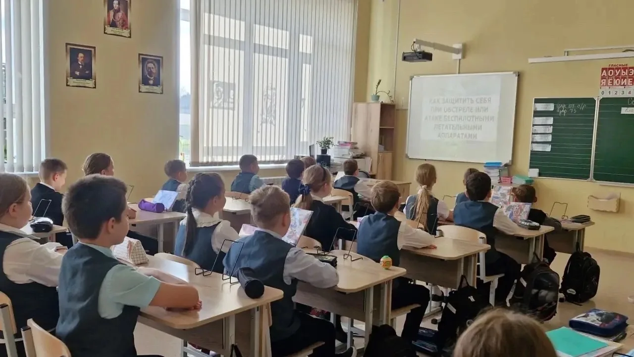 Сегодня, 7 октября, в нашей школе для 1-11-х классов прошёл Всероссийский открытый урок...