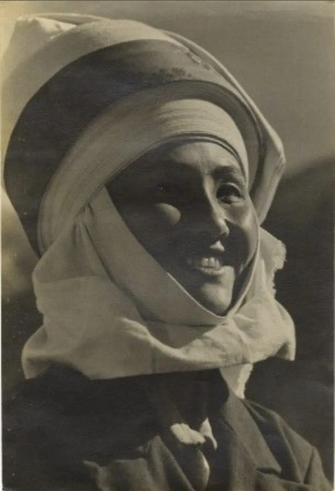 Женский портрет. Киргизская ССР, 1936 г.