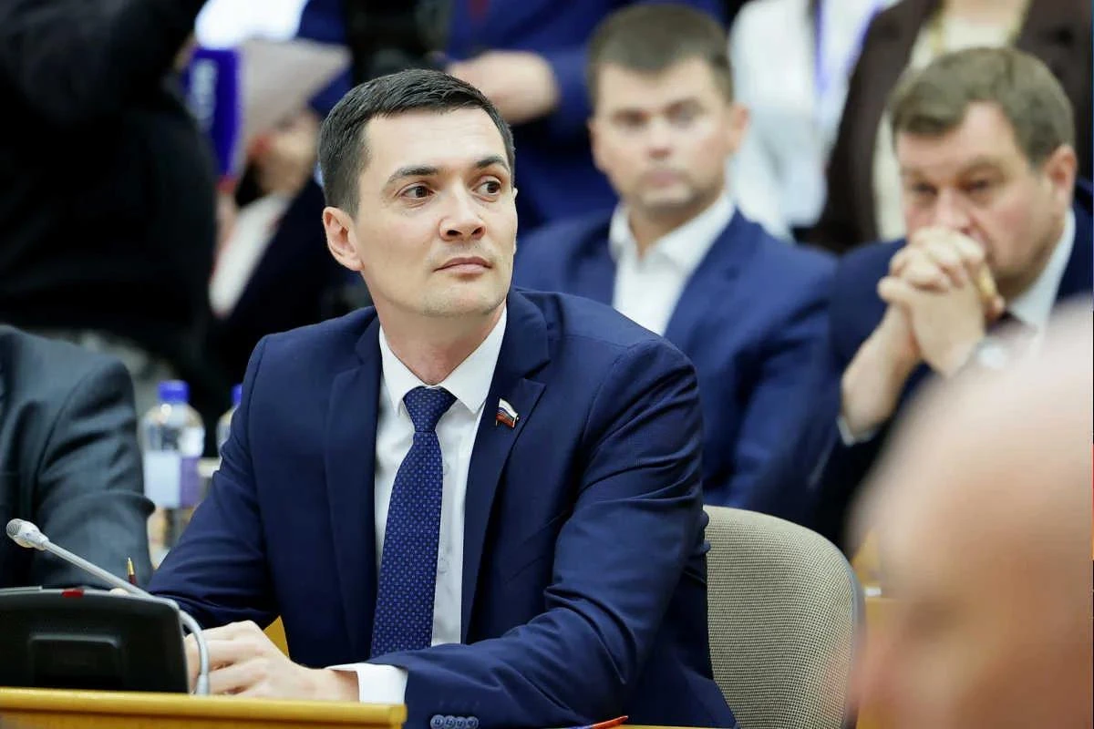Роман Маслов наделён полномочиями сенатора от Вологодской области