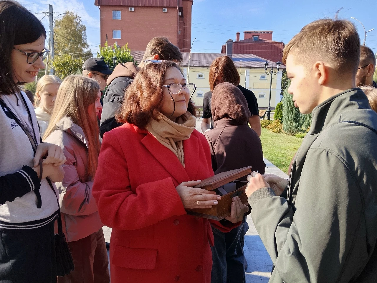 В рамках общегородского осеннего месячника по благоустройству, который проходит в Тамбо...