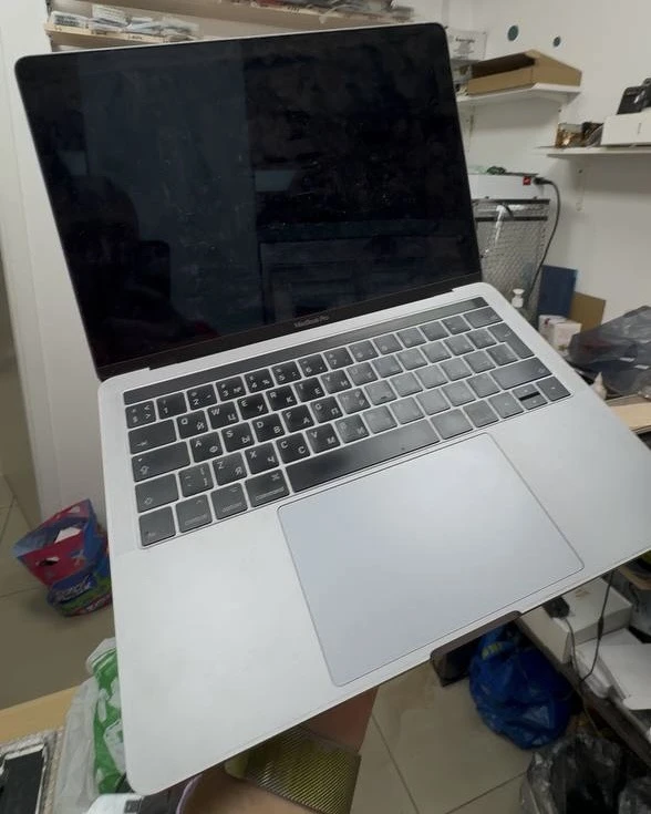 🔧 MacBook Pro с неисправной клавиатурой , новый пациент нашего сервисного центра.
