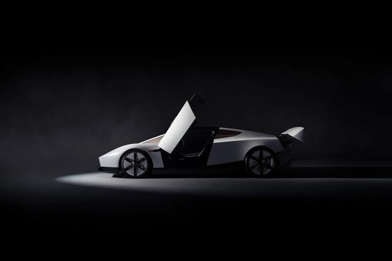 Tesla показала Roadster Rocket — спорткар, который разгоняется до 96 км/ч меньше чем за...