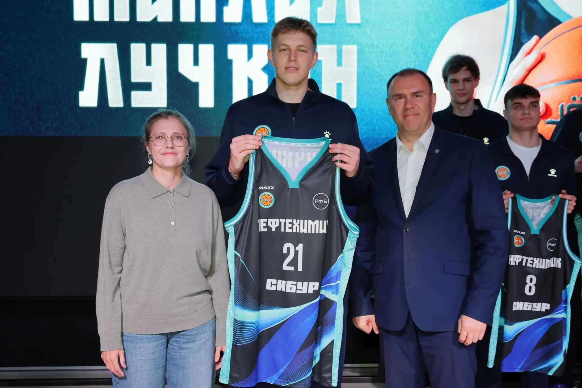 В Тобольске открыли баскетбольный сезон.