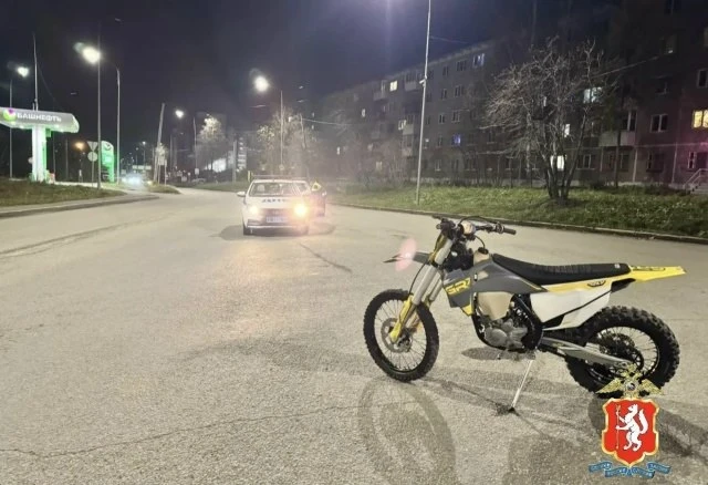 ☹️ В Первоуральске водитель спровоцировал ДТП, уходя от преследования