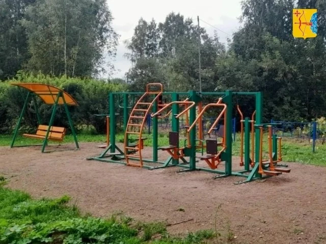✔ В парке деревни Петруненки Фаленского округа появилась современная спортивная площадк...
