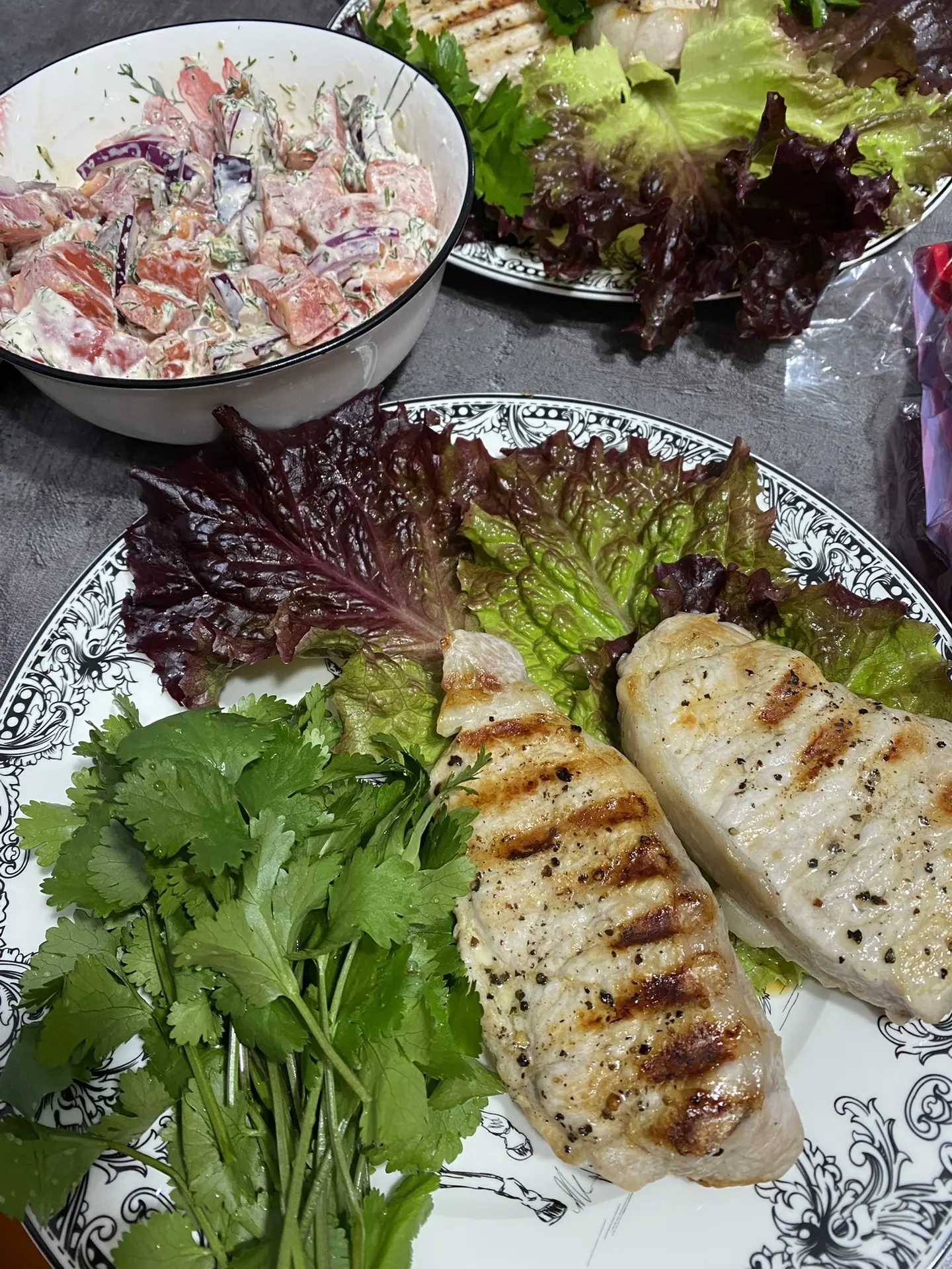 Приготовили вкусный ужин чтобы попробовать хреновину 😁 Очень вкусно получилось 👍