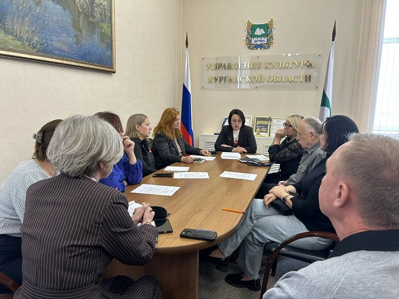 🎭 В Кургане театралы, художники и писатели наметили совместный план работы на будущее