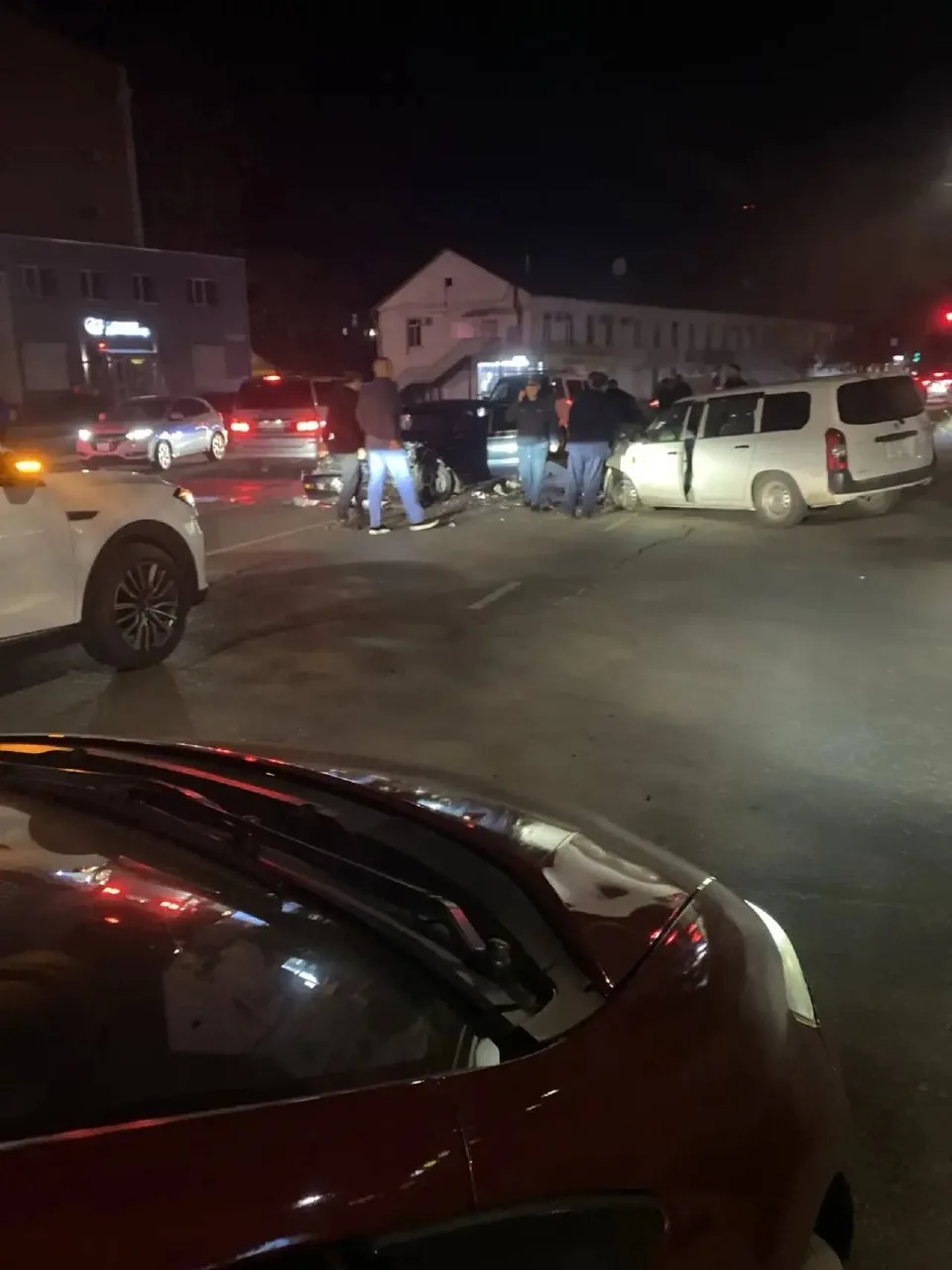 В районе Обувки в Биробиджане произошла серьезная авария.