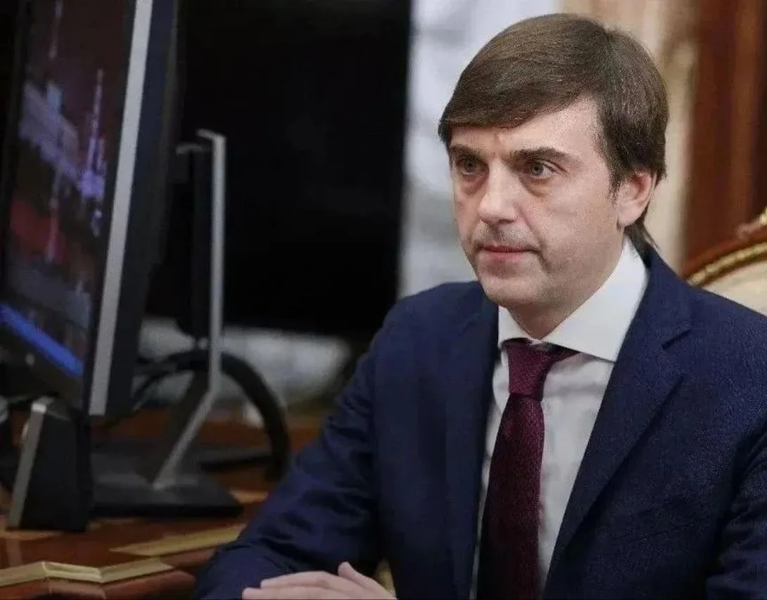 Российские школы смогут создавать внутри профильных классов и групп дополнительные напр...