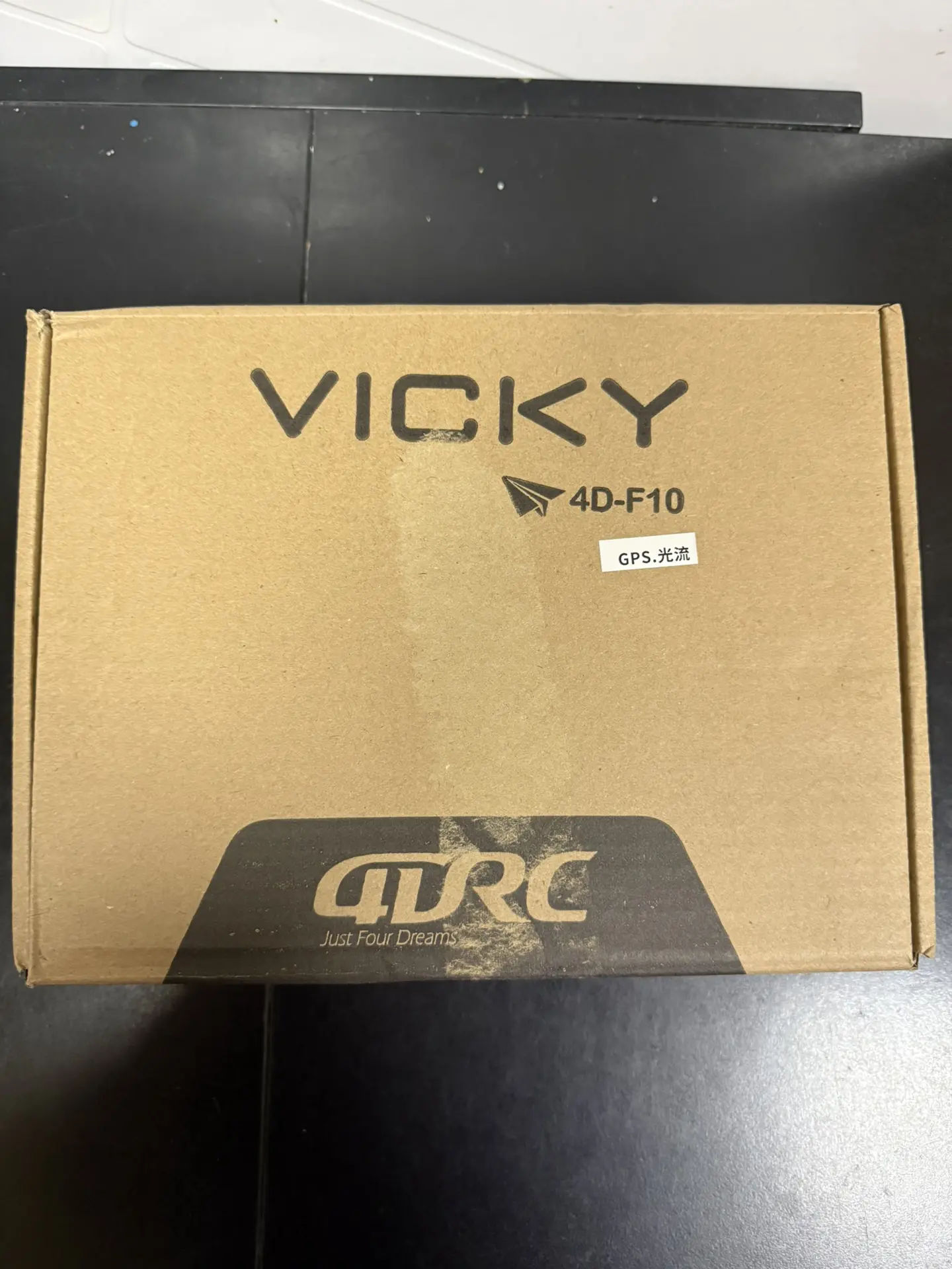 Квадрокоптер Vicky F10