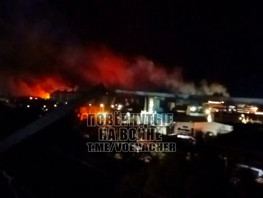 🔥 Кадры пожаров в Кировоградской области. Поршневые БПЛА «Герань-2» продолжают наносит...