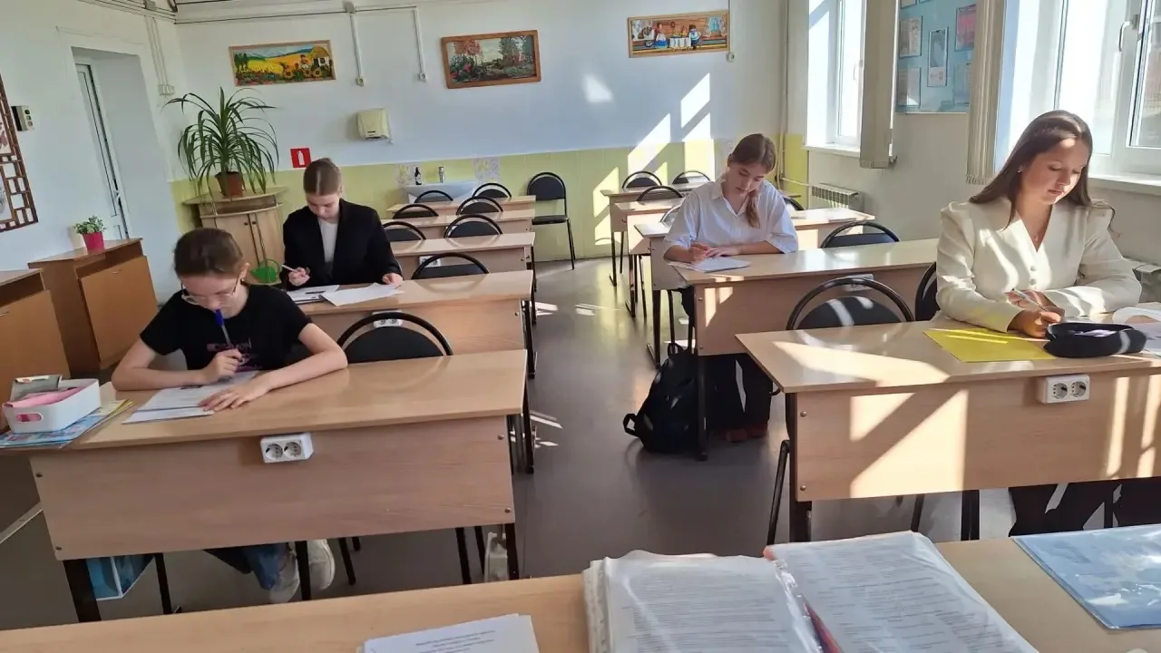 10 октября прошла олимпиада по технологии (труд). Она помогает обнаружить школьников с ...