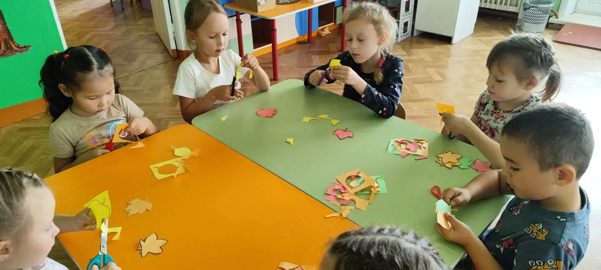 Сегодня в нашем детском саду день прошёл под знаком творчества! У ребят состоялись увле...