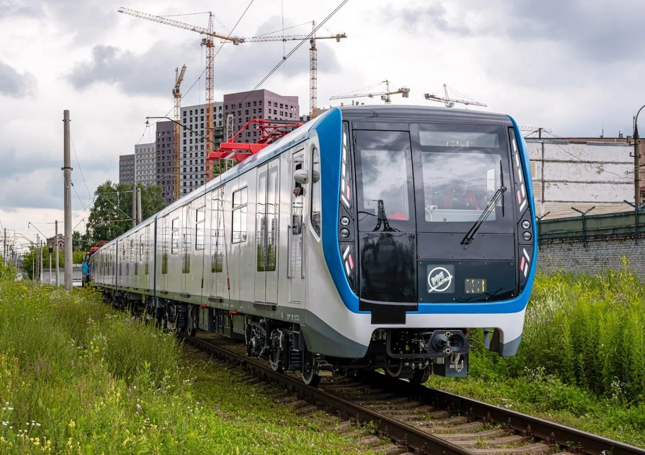 Новости закупок и поставок городского рельсового транспорта: ТМХ, Woojin, Pesa