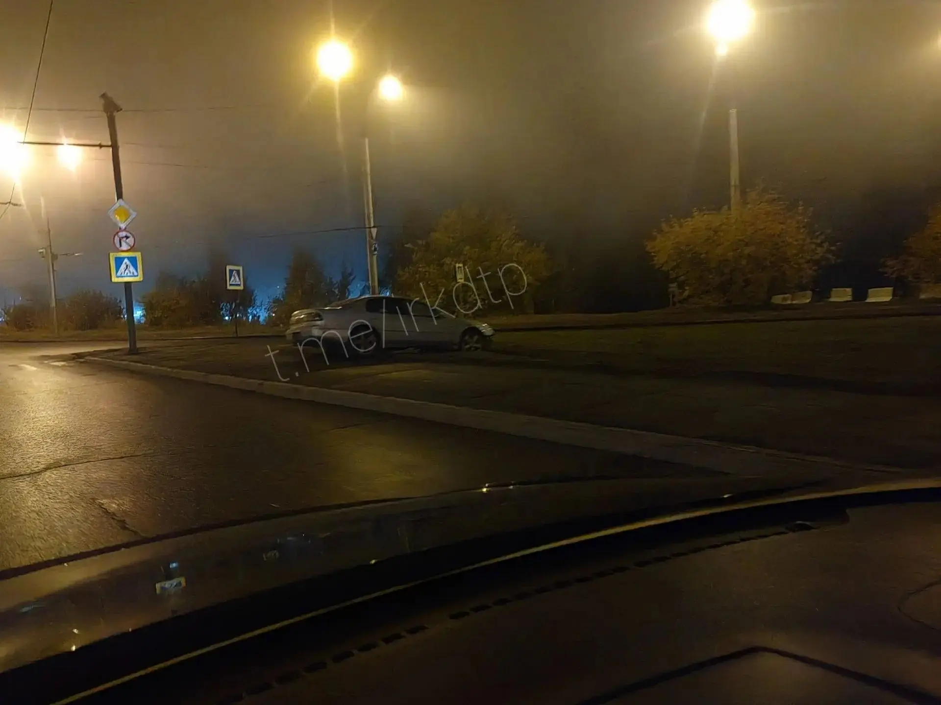 На Байкальском кольце стоит одиноко в 2 ночи