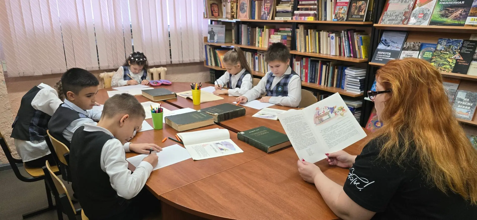 📚 В рамках месячника школьных библиотек, к юбилейной дате со дня рождения В.И. Даля, у...