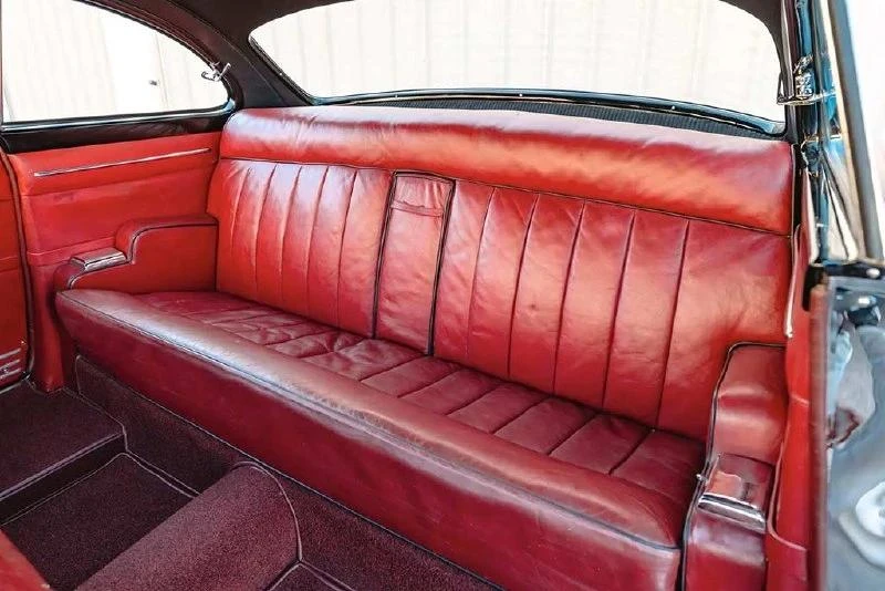 Аукционный дом RM Sotheby's выставил на торги купе Chrysler Special, кузов которого был...