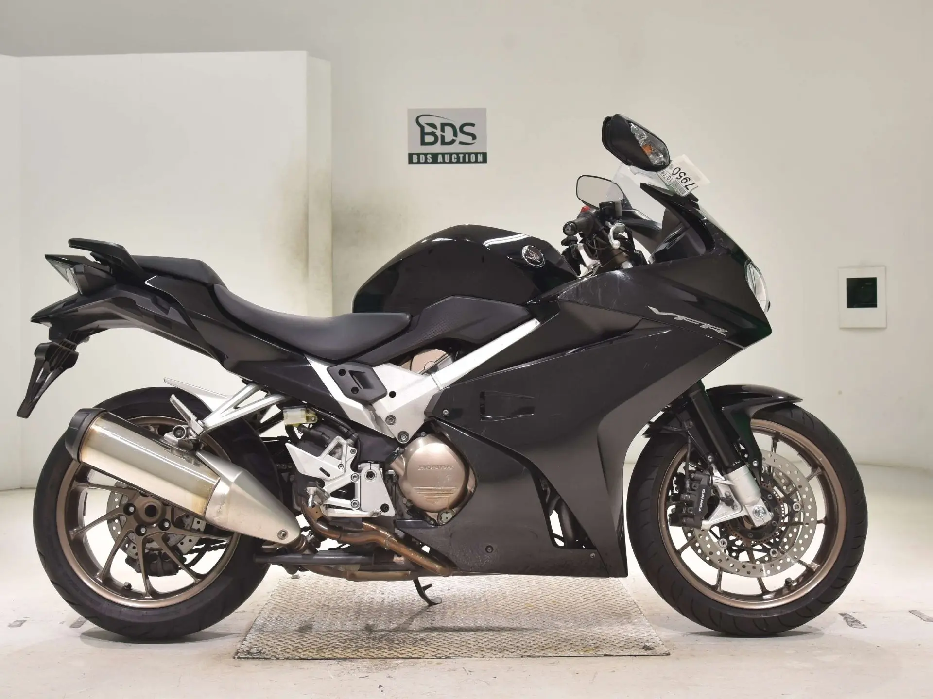 Honda VFR800F
