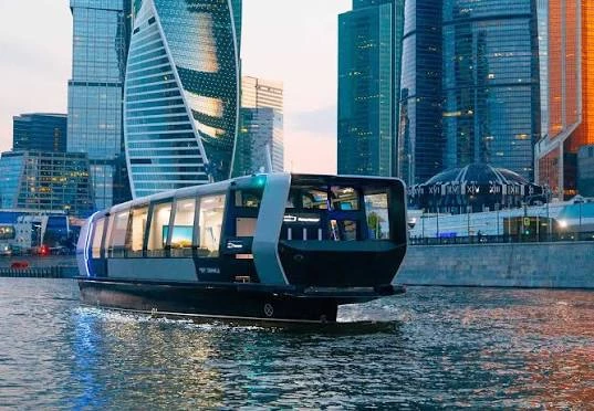 ⛴ Покататься на электросудах по Москве-реке можно от 100₽ с сегодняшнего дня
