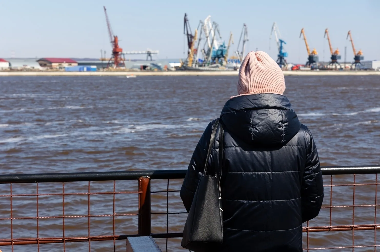 ❕Паромная переправа между Салехардом и Лабытнанги продолжает функционировать
