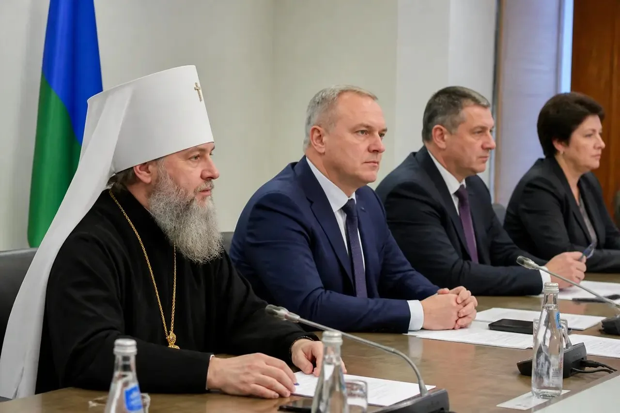 В Ханты-Мансийске подписано соглашение о сотрудничестве правительства Югры и епархии. М...
