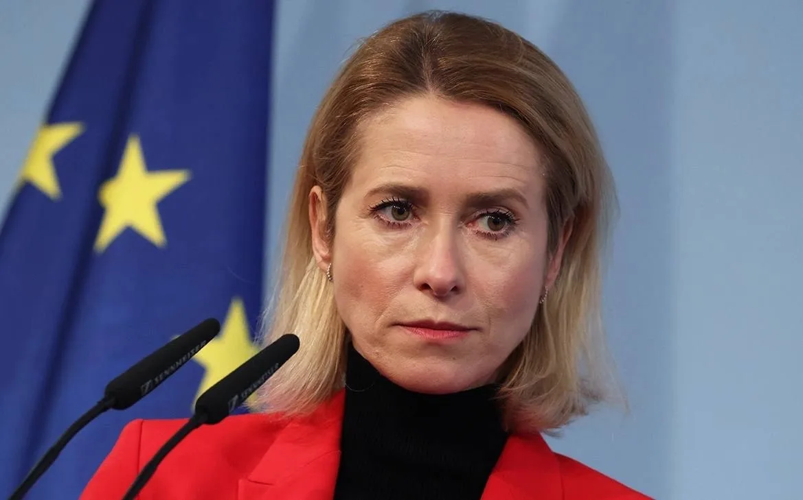 Кучка калла заявила, что в понедельник Евросоюз утвердит крупнейший с начала войны паке...