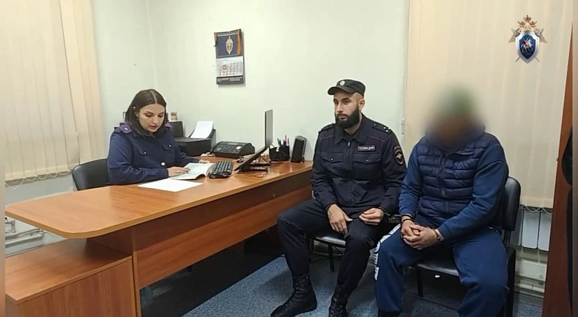 Экс-главу ГИБДД Вольского района отправили под домашний арест