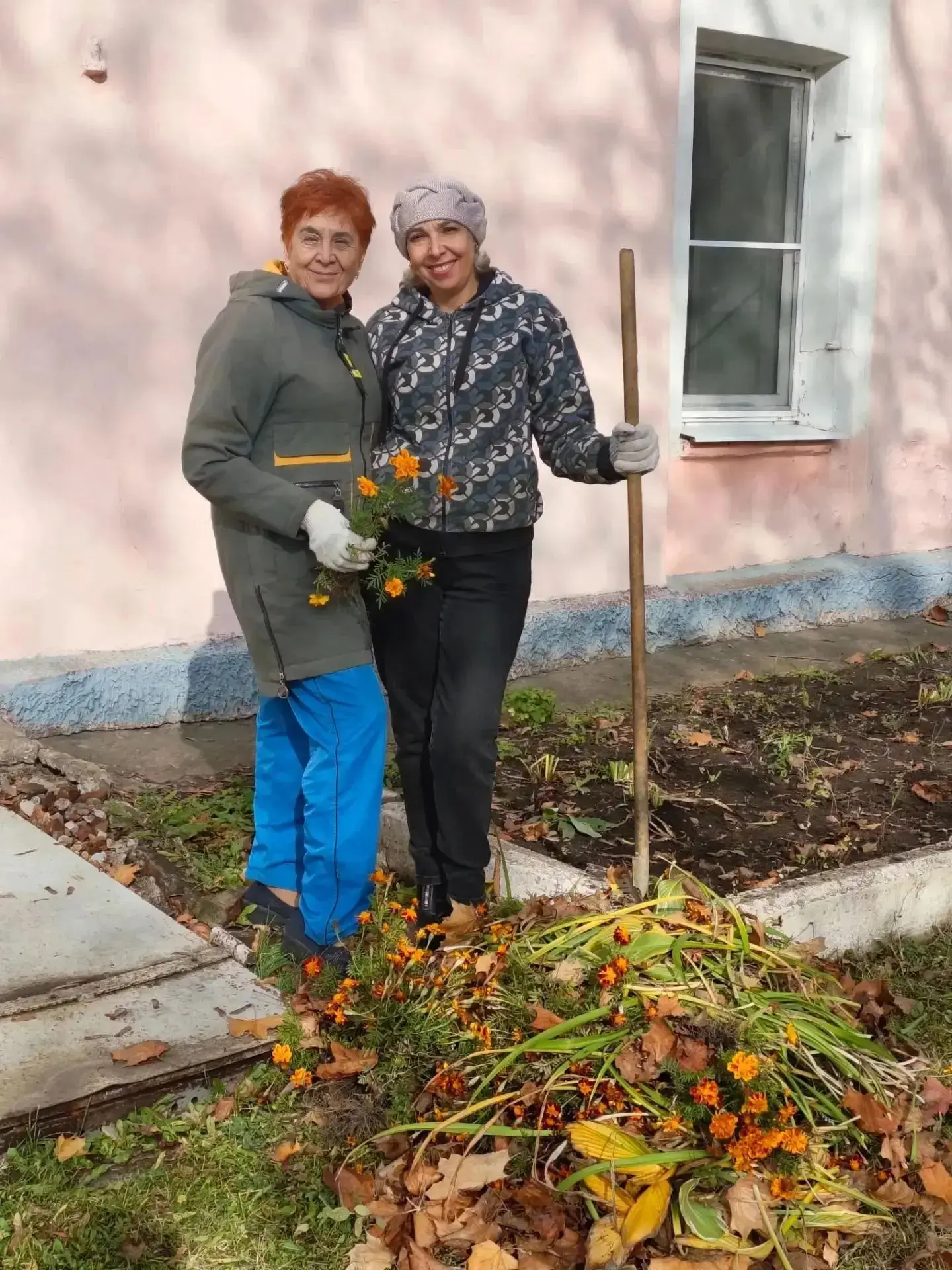 Субботник в нашей школе: чистота и забота о каждом!