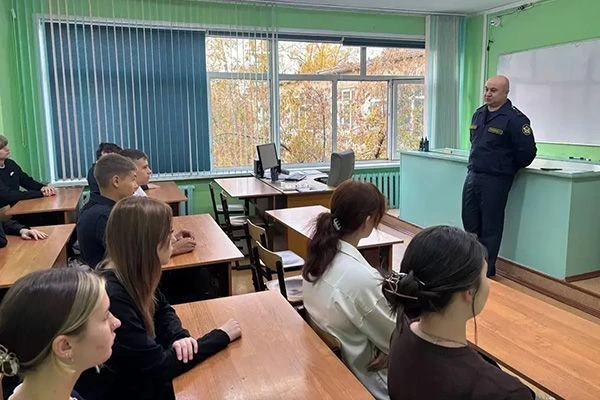 Сотрудники Управления Федеральной службы исполнения наказаний по Хабаровскому краю приг...