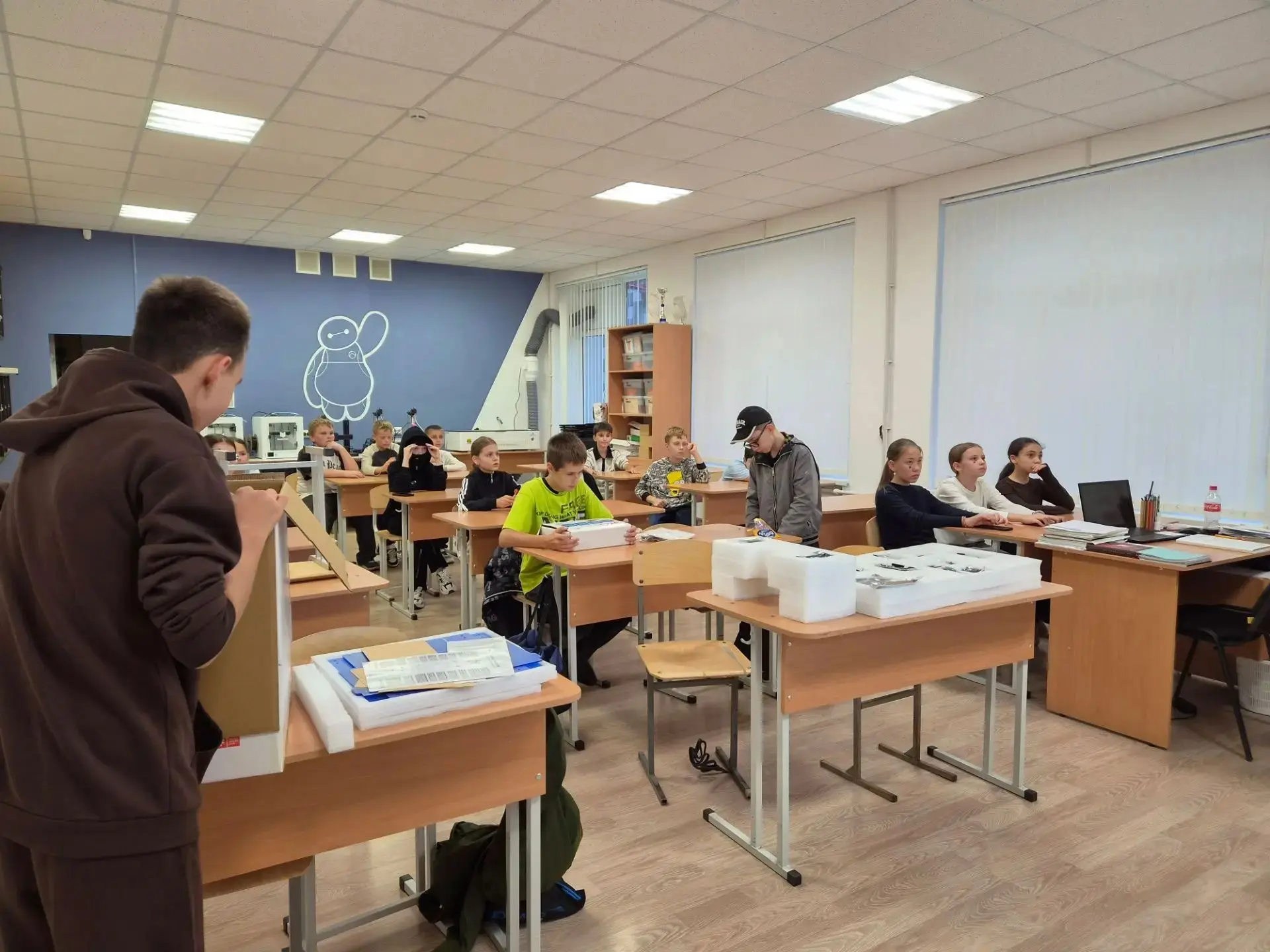 Учащиеся 5  класса  с головой погрузились в мир IT на увлекательных занятиях кружка "Ск...