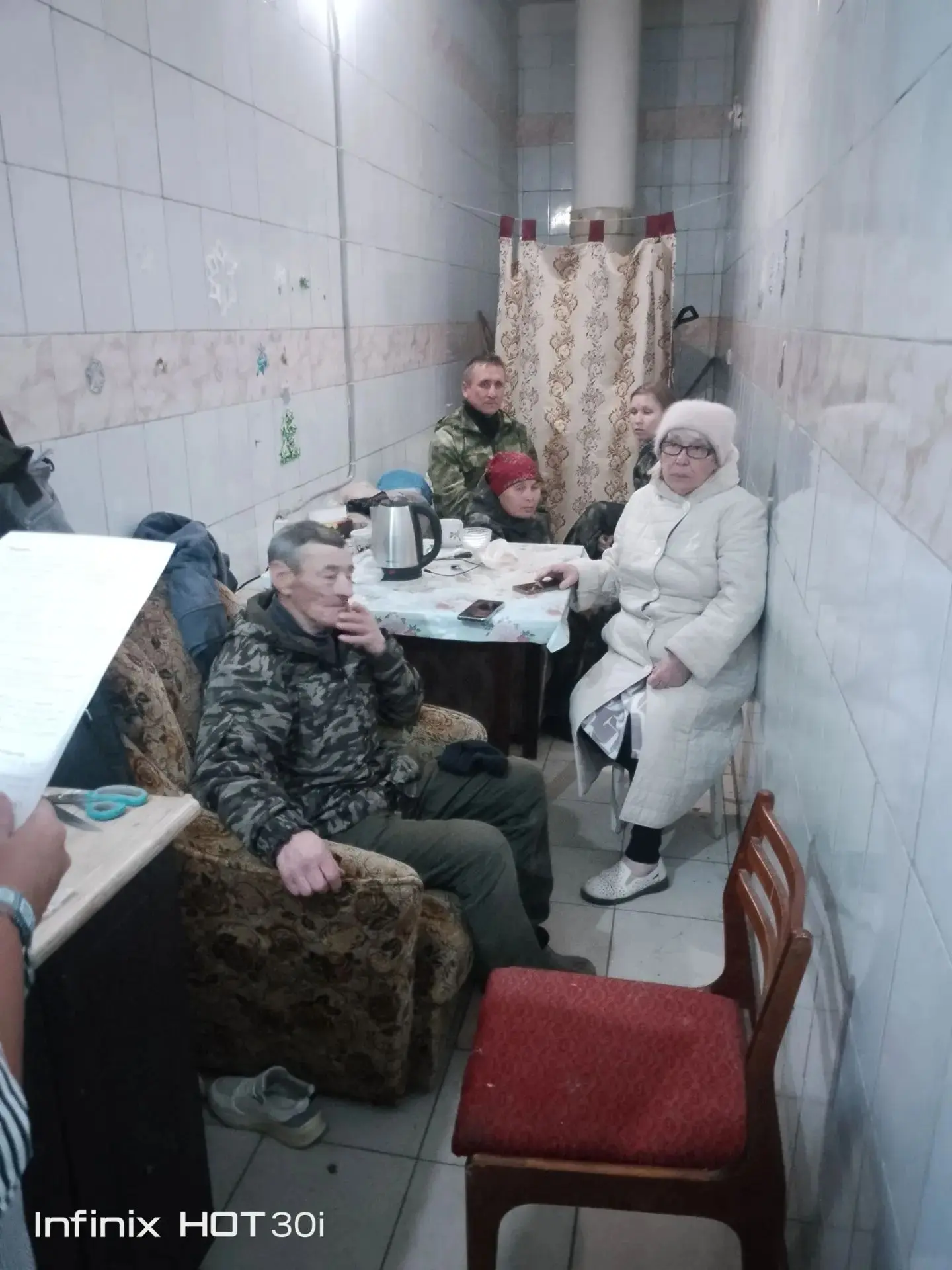 В рамках месячника гражданской обороны с работниками дома проведен инструктаж на тему "...