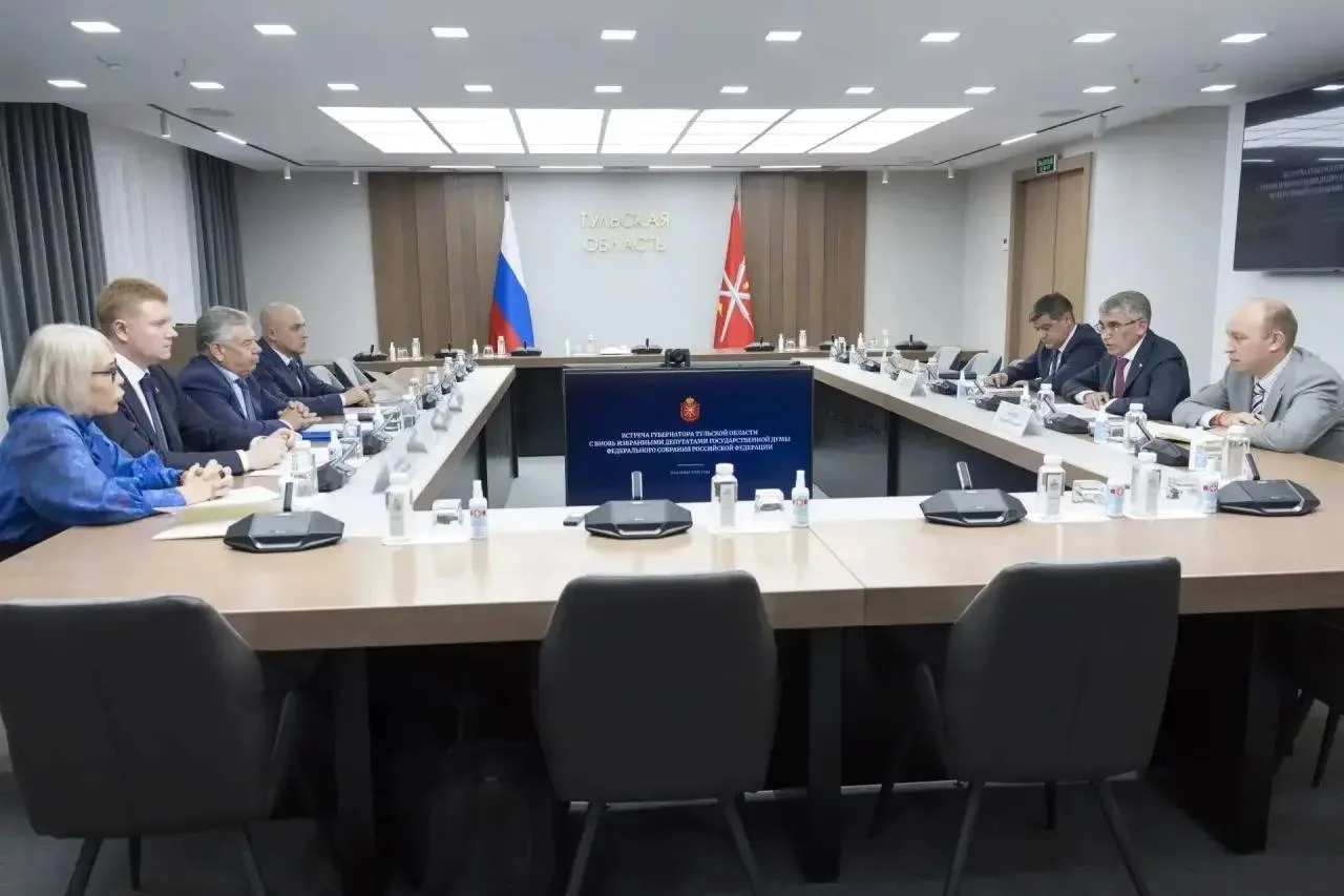 Дмитрий Миляев и депутаты Госдумы договорились о ежеквартальных встречах по вопросам ра...